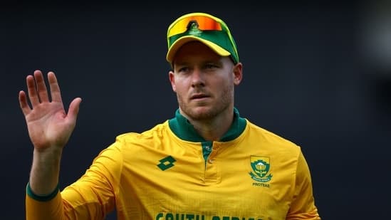 South Africa's David Miller acknowledges the Indian crowd during the 2023 World Cup